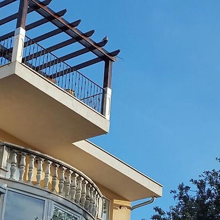 Villa Cezar Kastel Luksic ภายนอก รูปภาพ